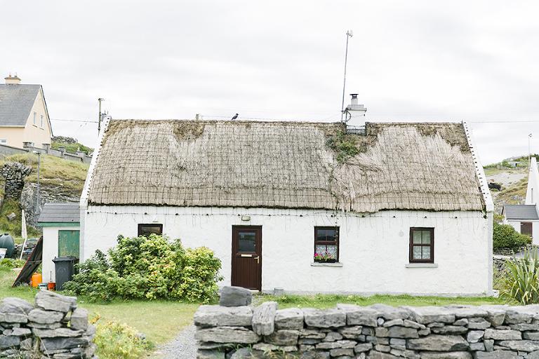 Aran-Islandm-Inisheer-and-cliffs-of-moher-galway-ireland-travel-photography-by-courtney-tompson-solo-backpacking-adventure