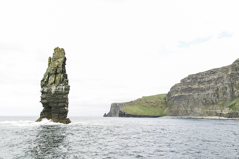 Aran-Islandm-Inisheer-and-cliffs-of-moher-galway-ireland-travel-photography-by-courtney-tompson-solo-backpacking-adventure