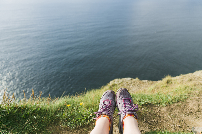 Aran-Islandm-Inisheer-and-cliffs-of-moher-galway-ireland-travel-photography-by-courtney-tompson-solo-backpacking-adventure
