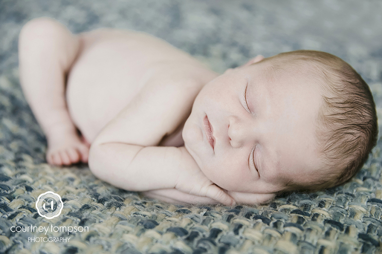 columbia-mo-newborn-pictures-by-lifestyle-photographer-courtney-tompson-photography