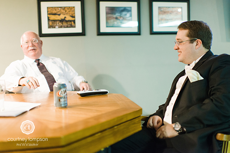 Columbia-Country-club-Wedding-by-photographer-Courtney-Tompson