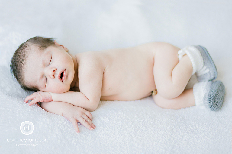 Columbia-newborn-photography-by-Courtney-Tompson-Photography