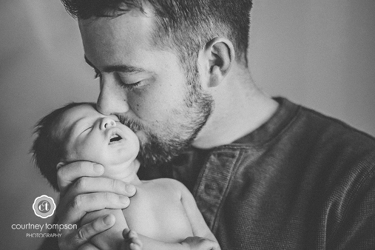 Columbia-newborn-photography-by-Courtney-Tompson-Photography