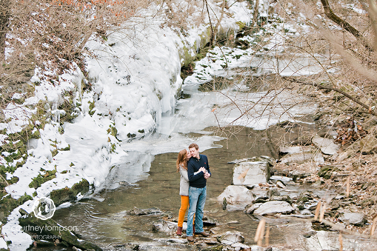 winter-engagement-session -in-Columbia-MO-by-Courtney-Tompson