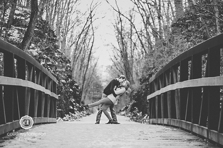 winter-engagement-session -in-Columbia-MO-by-Courtney-Tompson