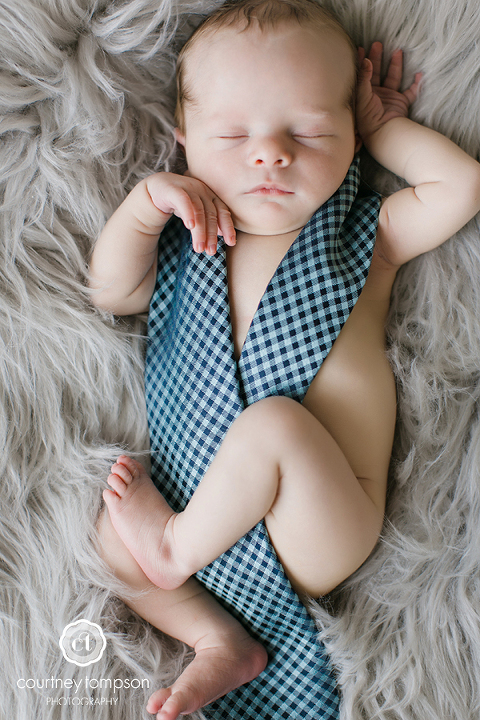 newborn-lifestyle-session-columbia-mo-photographer-courtney-tompson