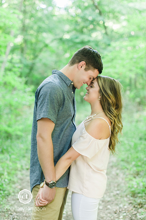 Rockbridge-Dtate-Park-Engagement-Session-by-Columbia-MO-Wedding-Photographer-Courtney-Tompson