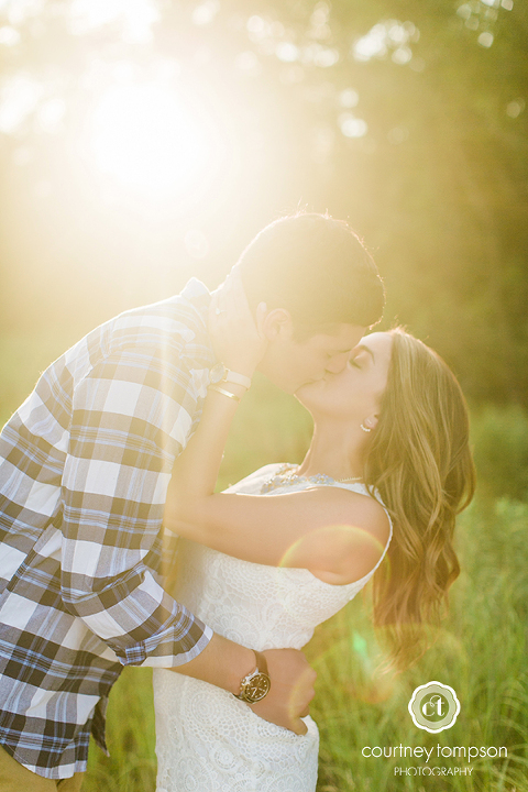 Rockbridge-Dtate-Park-Engagement-Session-by-Columbia-MO-Wedding-Photographer-Courtney-Tompson