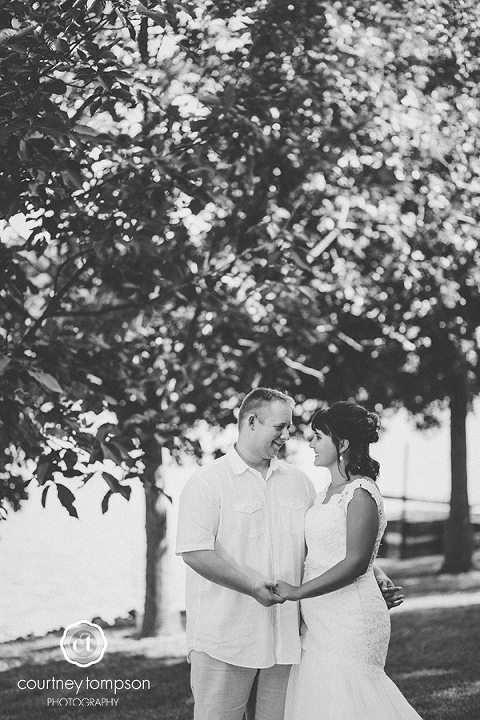 Joci-and-Dustin-Brunswick-MO-Reception-Wedding-Photography-by-Courtney-Tompson-Photography-Columbia-MO-Photographer