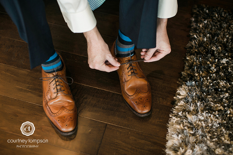 Kyle-and-Allie-Columbia-MO-Wedding-Photography-by-Courtney-Tompson-university-club-and-sacred-heard-church