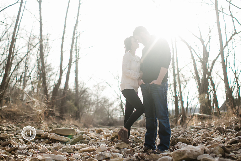Linn-MO-engagement-photography-by-Midwest-Wedding-photographer-Courtney-Tompson