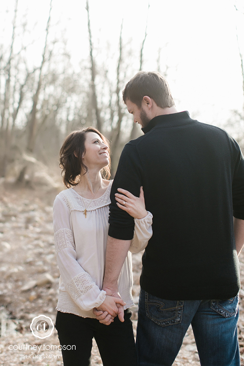 Linn-MO-engagement-photography-by-Midwest-Wedding-photographer-Courtney-Tompson