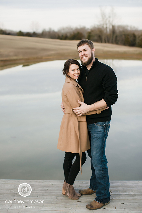 Linn-MO-engagement-photography-by-Midwest-Wedding-photographer-Courtney-Tompson