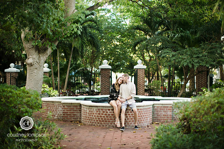 Key-West-Destination-couple-session-by-wedding-photographer-Courtney-Tompson-Photography