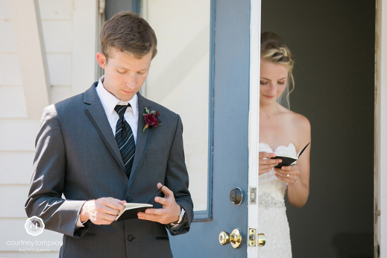 Midwest-Wedding-Photography-at-blue-bell-farm-by-Courtney-Tompson-Photography