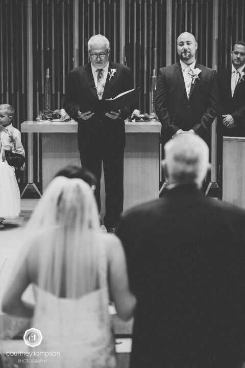 Midwest-wedding-photography-by-courtney-tompson