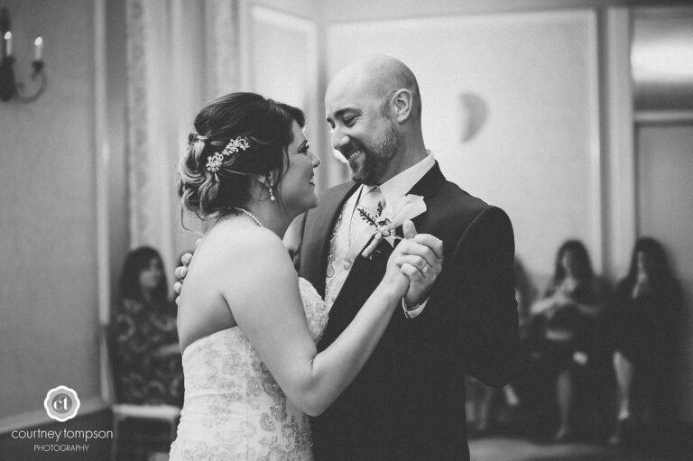 Midwest-wedding-photography-by-courtney-tompson