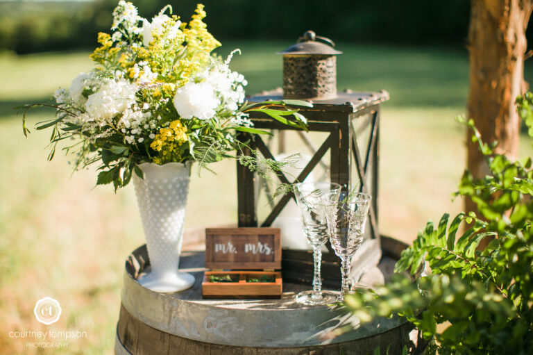 Linn-Missouri-Outdoor-Wedding-Photography-by-Courtney-Tompson