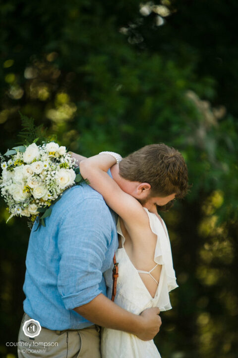 Linn-Missouri-Outdoor-Wedding-Photography-by-Courtney-Tompson