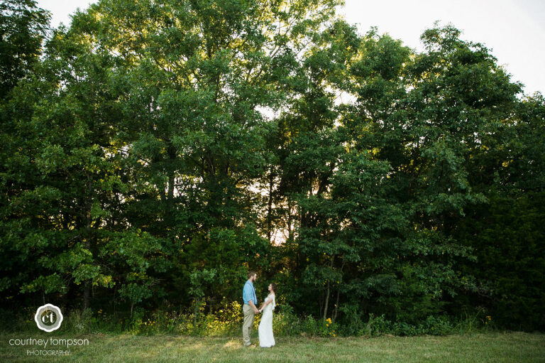 Linn-Missouri-Outdoor-Wedding-Photography-by-Courtney-Tompson