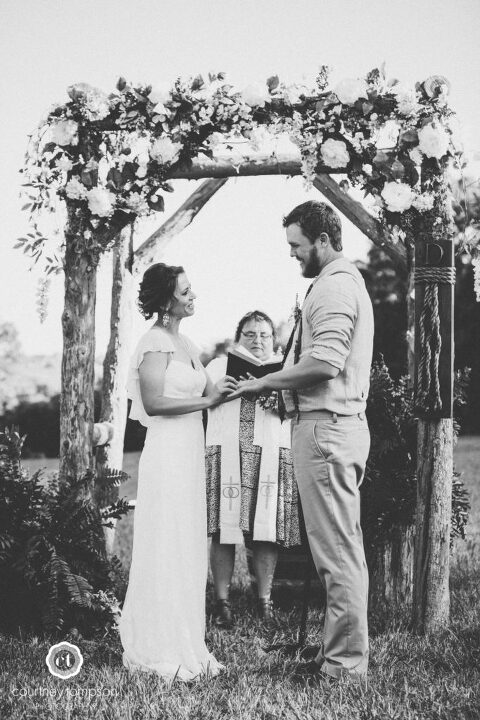 Linn-Missouri-Outdoor-Wedding-Photography-by-Courtney-Tompson