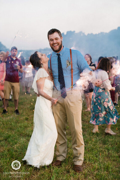 Linn-Missouri-Outdoor-Wedding-Photography-by-Courtney-Tompson