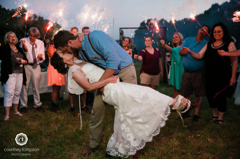 Linn-Missouri-Outdoor-Wedding-Photography-by-Courtney-Tompson
