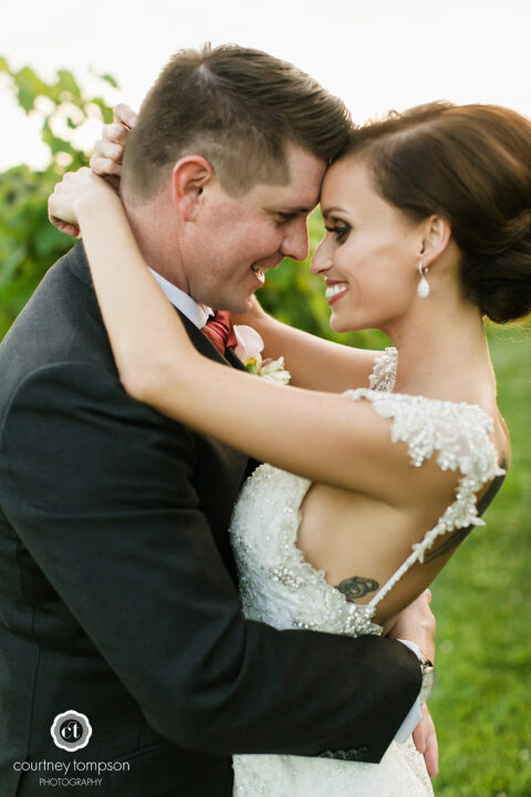 Rocheport-Missouri-Midwest-Wedding-by-Courtney-Tompson