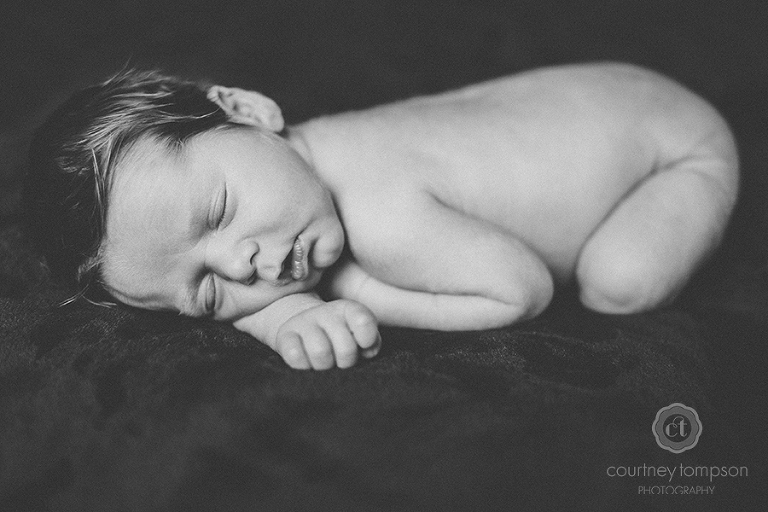 newborn-session-columbia-mo