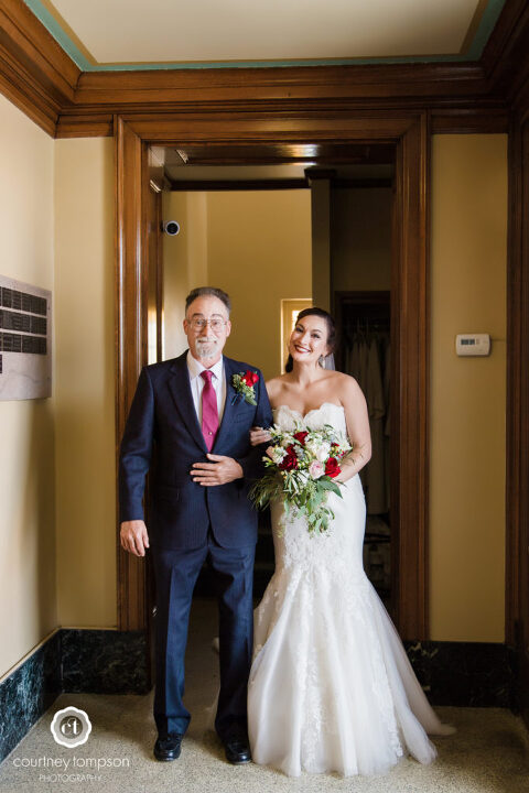 Allison-and-Dominic-Moberly-Missouri-Wedding-Photography-by-Courtney-Tompson