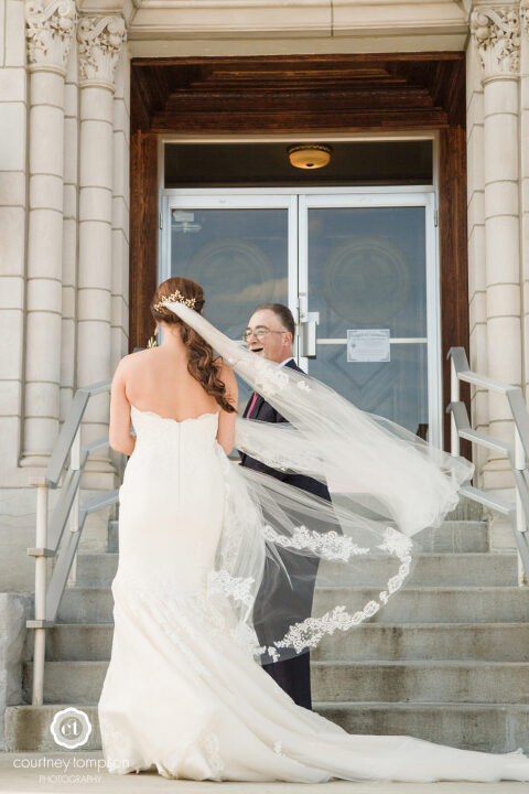 Allison-and-Dominic-Moberly-Missouri-Wedding-Photography-by-Courtney-Tompson