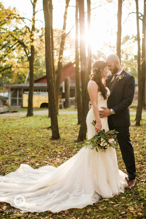 Allison-and-Dominic-Moberly-Missouri-Wedding-Photography-by-Courtney-Tompson