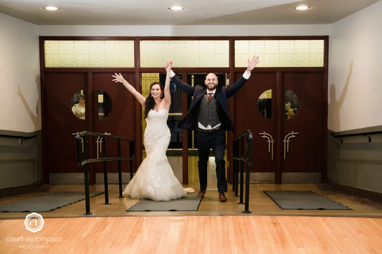 Allison-and-Dominic-Moberly-Missouri-Wedding-Photography-by-Courtney-Tompson