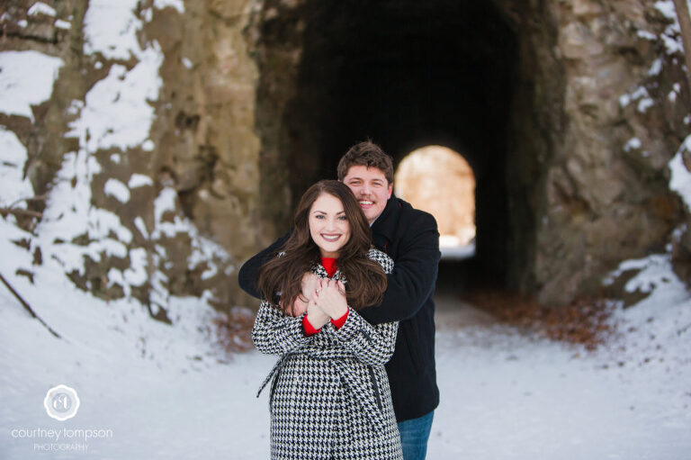 midwest-winter-engagement-session-by-courtney-tompson