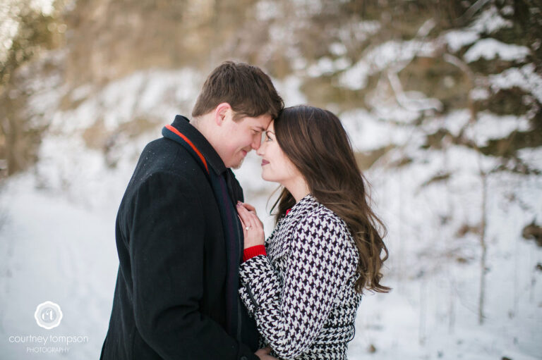 midwest-winter-engagement-session-by-courtney-tompson