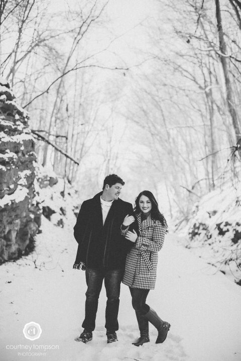 midwest-winter-engagement-session-by-courtney-tompson