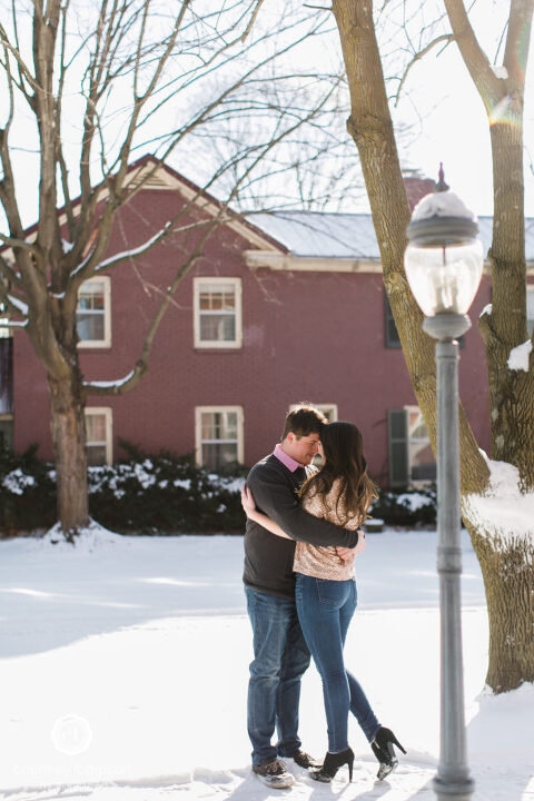 midwest-winter-engagement-session-by-courtney-tompson