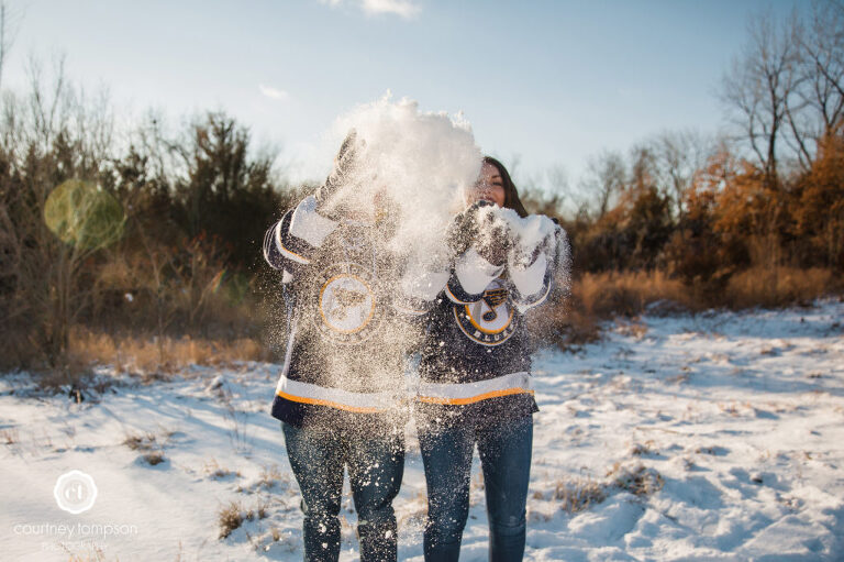 midwest-winter-engagement-session-by-courtney-tompson