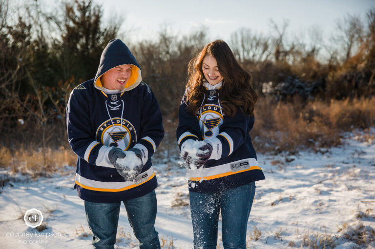 midwest-winter-engagement-session-by-courtney-tompson