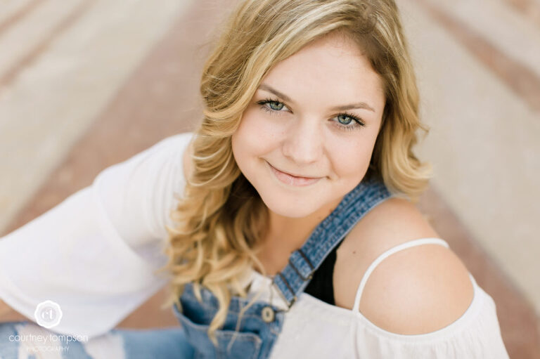 Midwest-High-School-Senior-Portraits-by-Courtney-Tompson