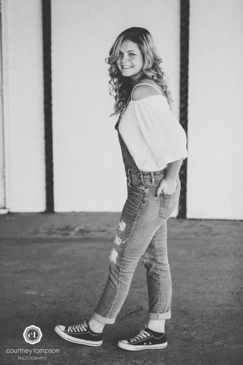 Midwest-High-School-Senior-Portraits-by-Courtney-Tompson