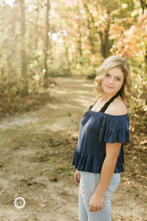 Midwest-High-School-Senior-Portraits-by-Courtney-Tompson