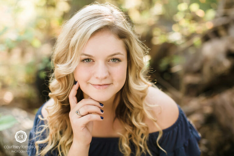 Midwest-High-School-Senior-Portraits-by-Courtney-Tompson