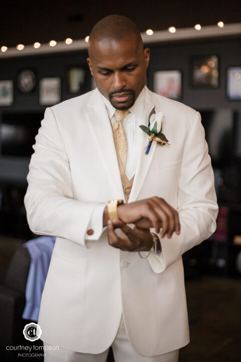 st.louis-mo-wedding-photography-by-courtney-tompson